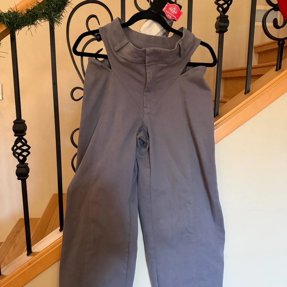 Alo set High-Waist Risk Taker Trouser& Alosoft All Night Tank - Fog - Picture 7 of 12